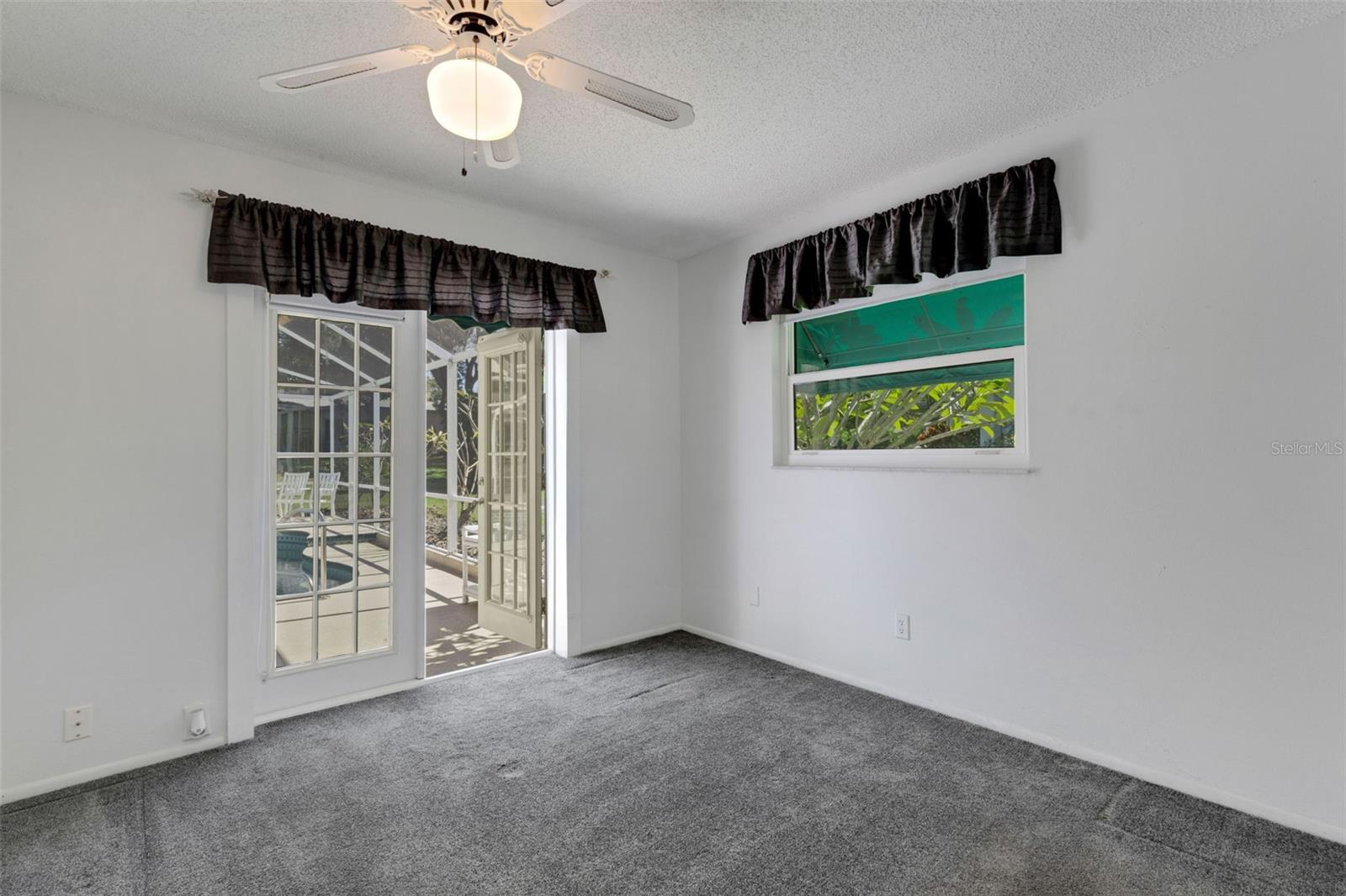 2nd bedroom opens to pool