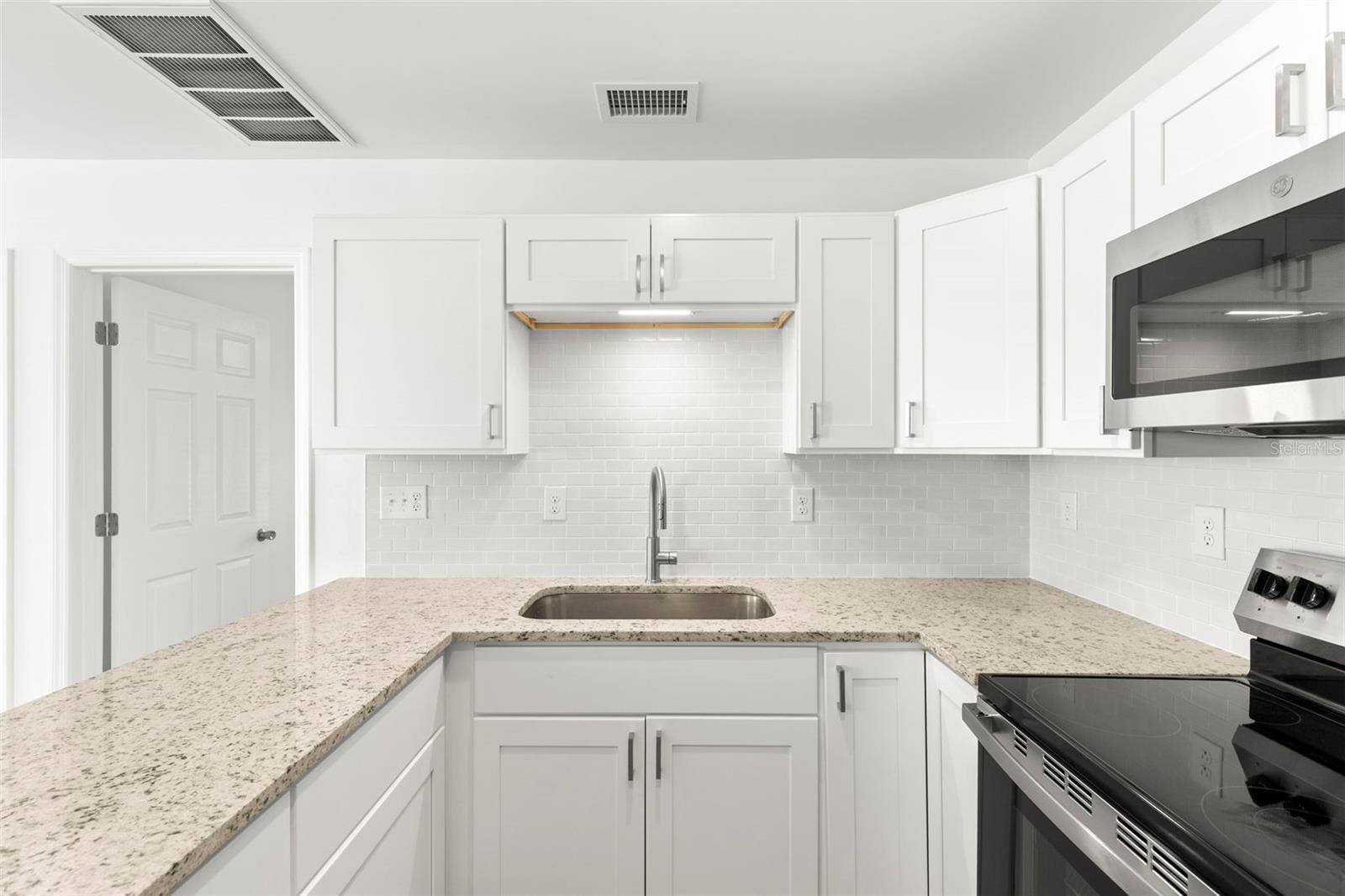 3723 TEMPLE ST, TAMPA, FL, 33619