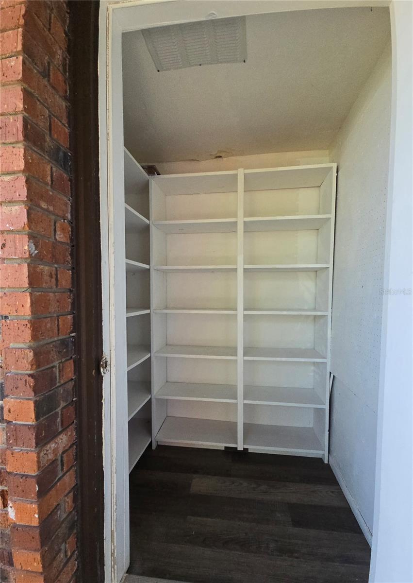 1836 N CRYSTAL LAKE DR #12, LAKELAND, FL, 33801