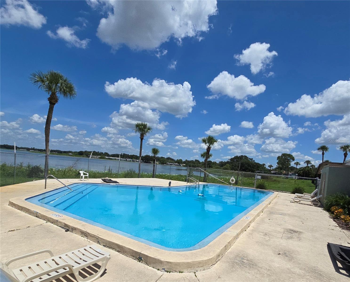 1836 N CRYSTAL LAKE DR #12, LAKELAND, FL, 33801