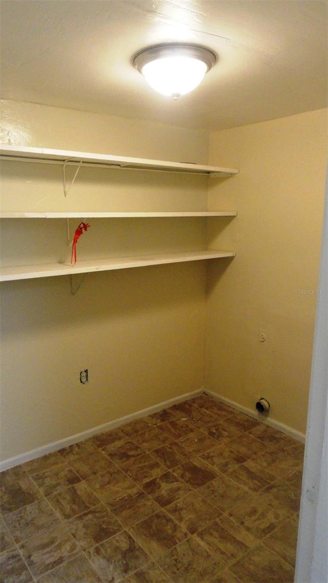 1836 N CRYSTAL LAKE DR #12, LAKELAND, FL, 33801