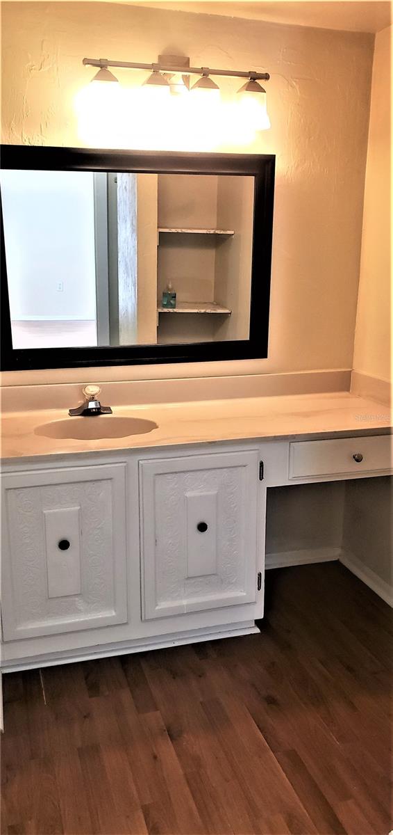 1836 N CRYSTAL LAKE DR #12, LAKELAND, FL, 33801