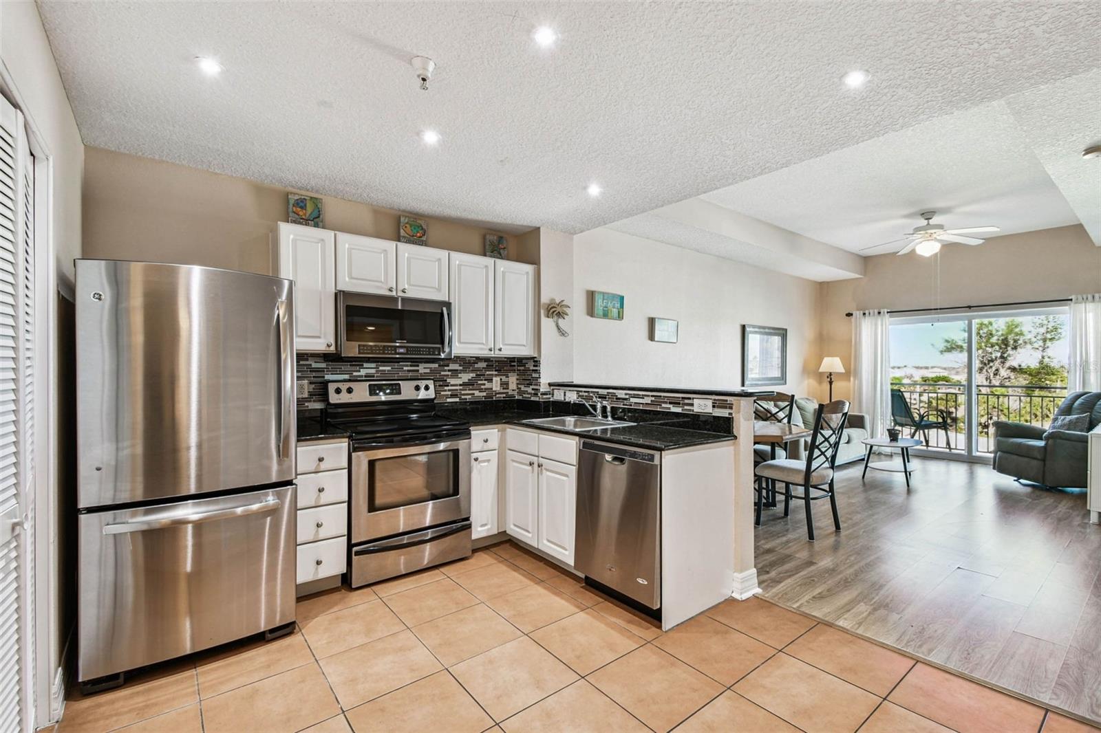 13235 GULF BLVD #407, MADEIRA BEACH, FL, 33708