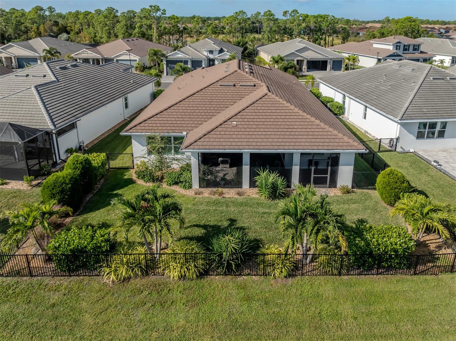 592 MISTIFLOWER CIR, NOKOMIS, FL, 34275