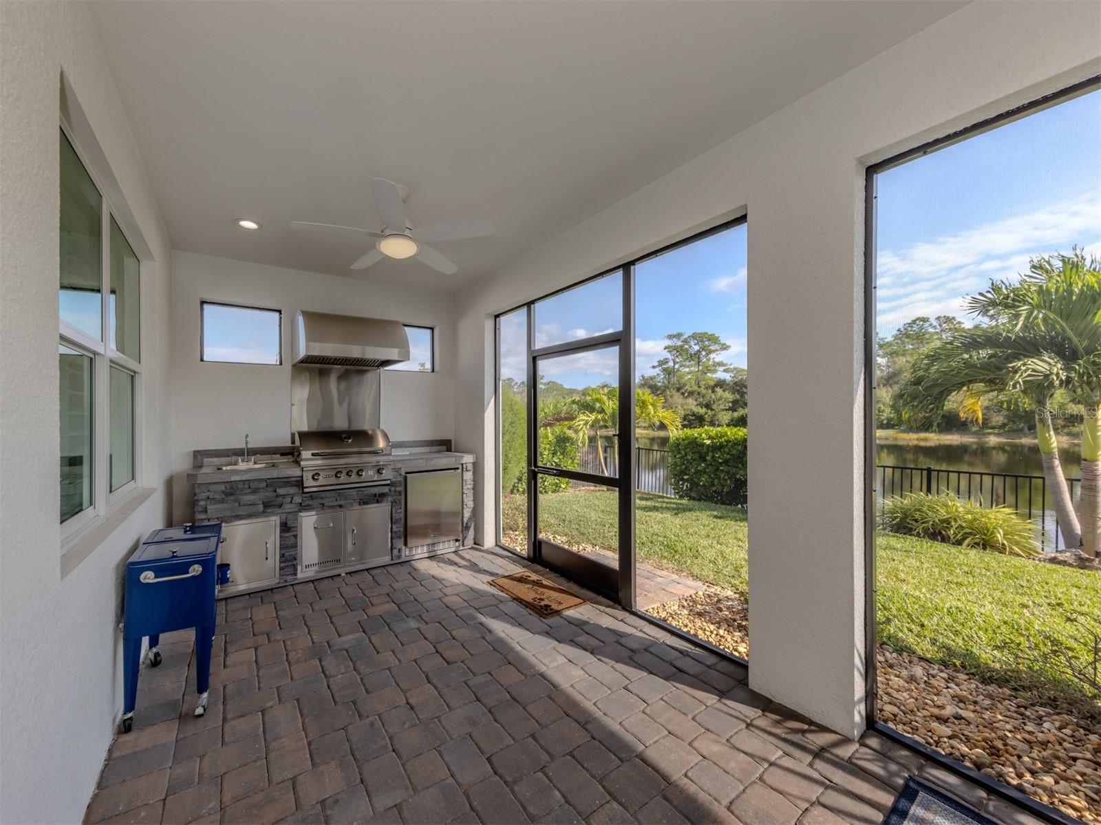 592 MISTIFLOWER CIR, NOKOMIS, FL, 34275