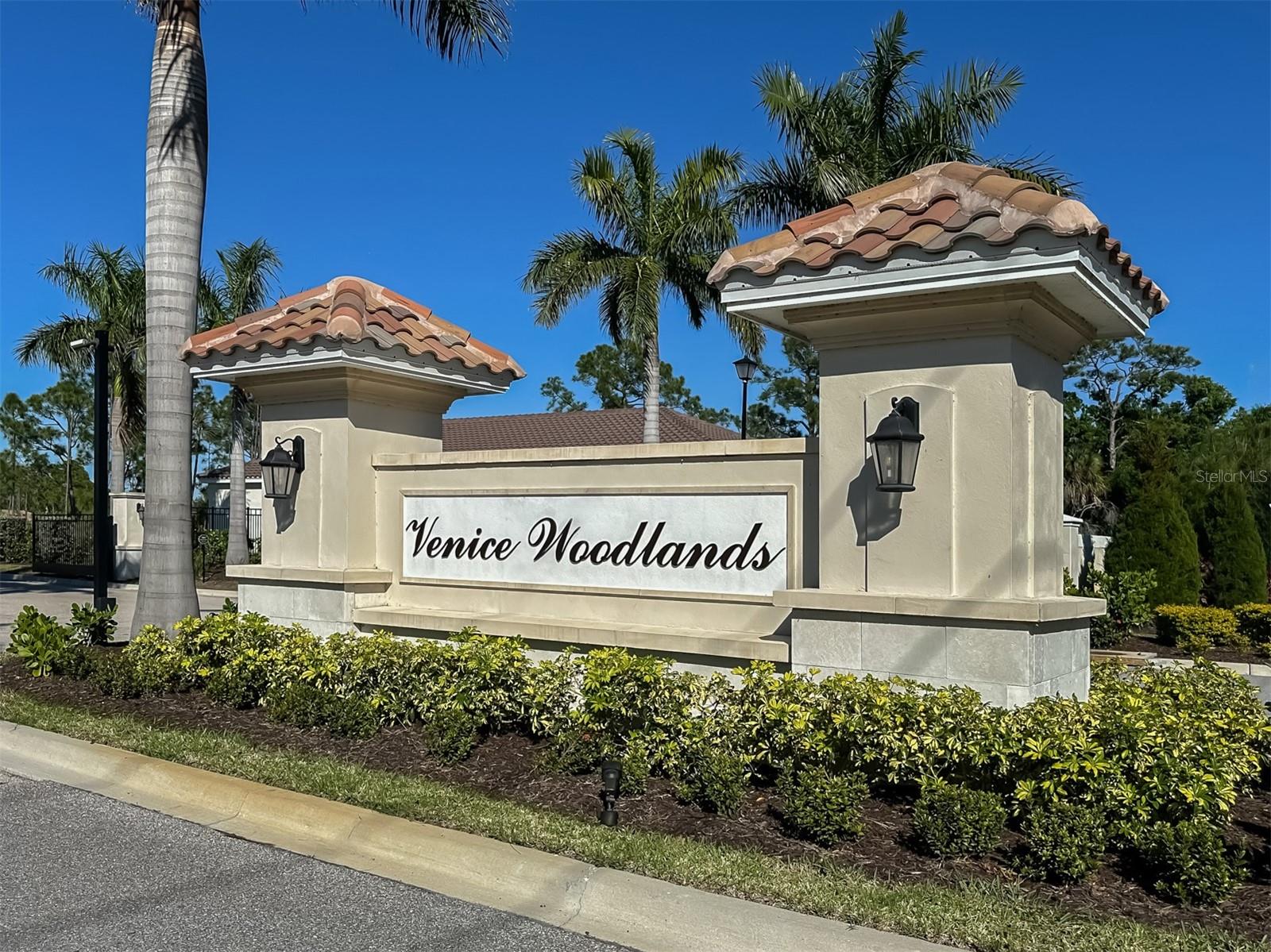 592 MISTIFLOWER CIR, NOKOMIS, FL, 34275