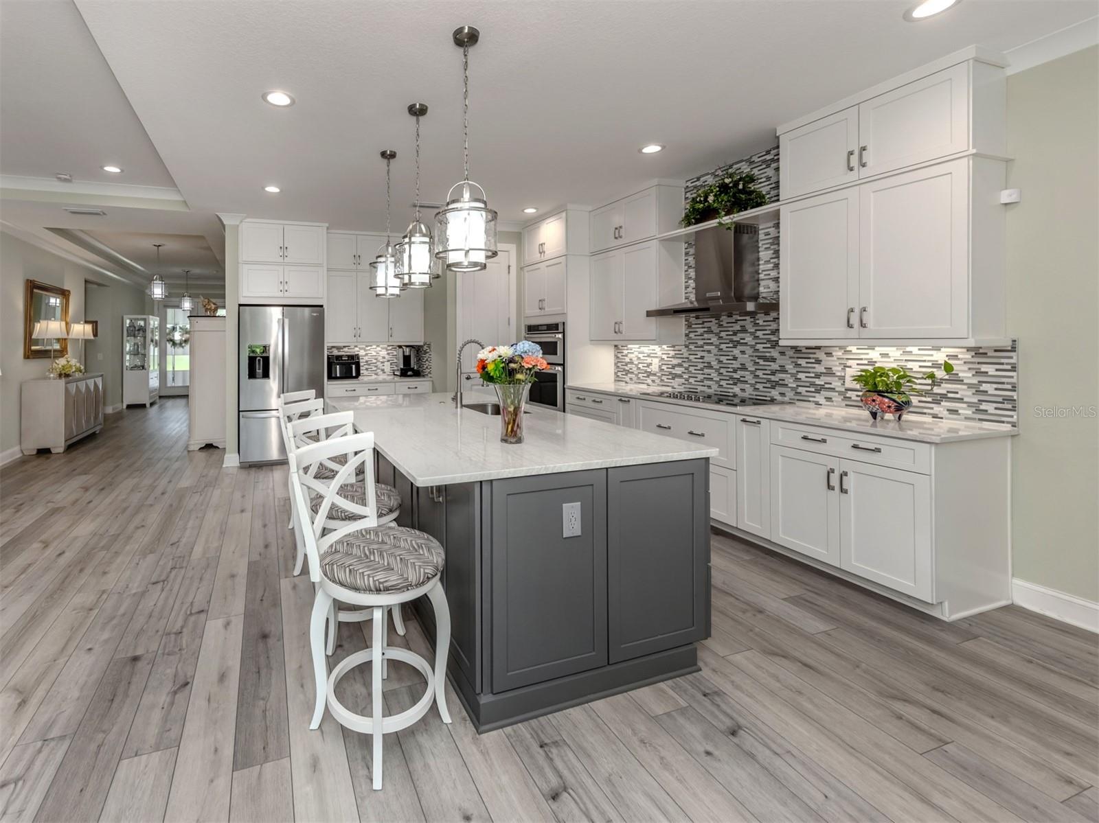 592 MISTIFLOWER CIR, NOKOMIS, FL, 34275