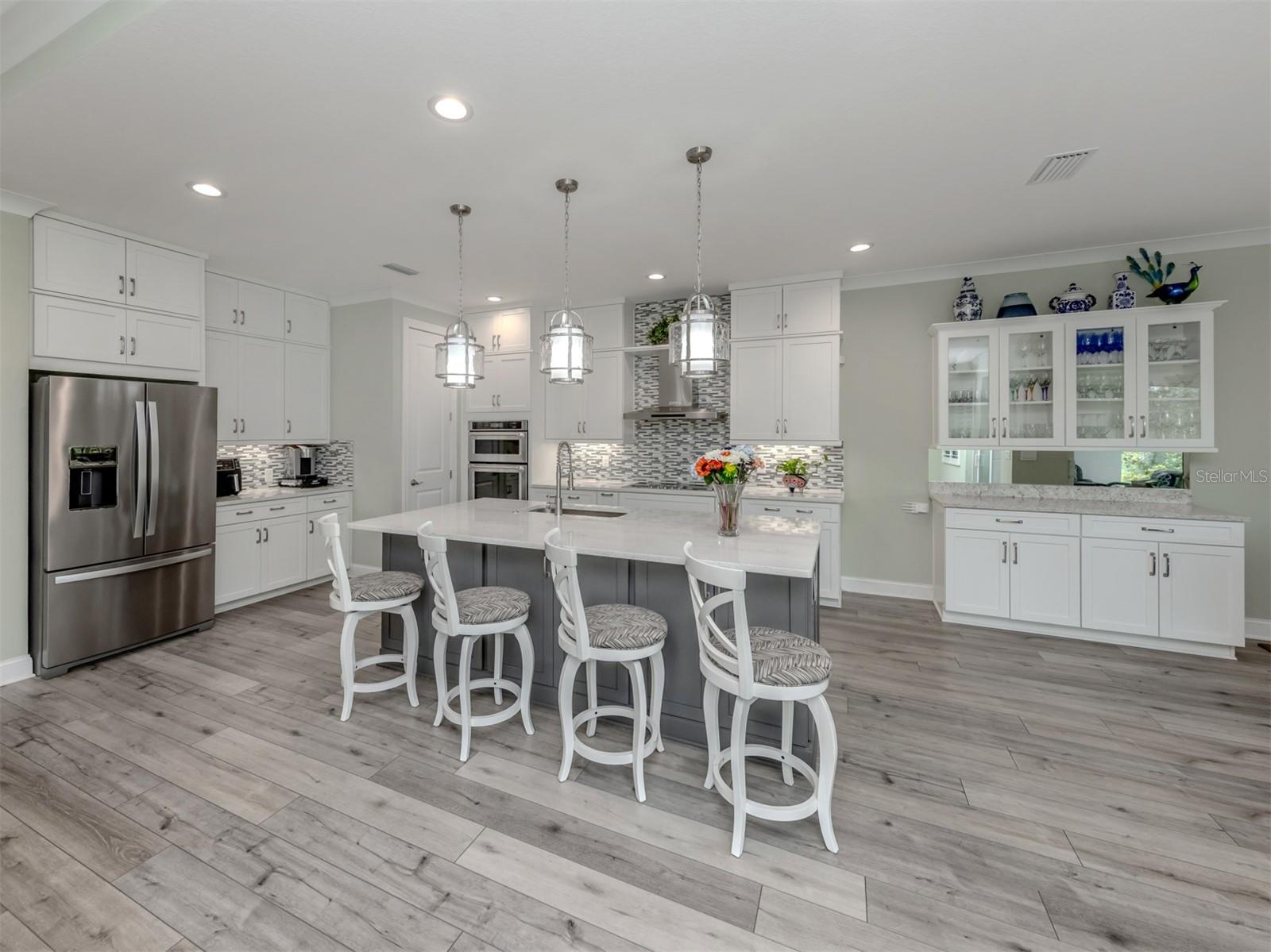 592 MISTIFLOWER CIR, NOKOMIS, FL, 34275