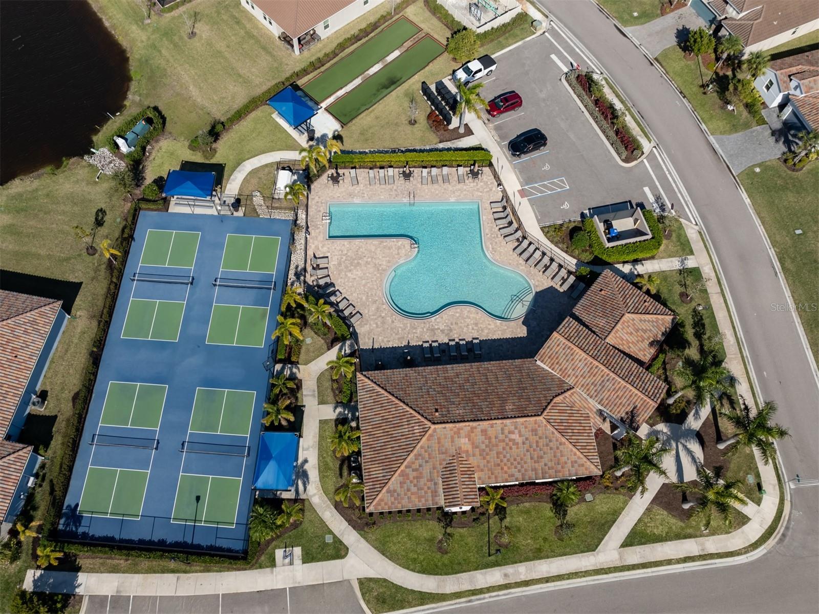 592 MISTIFLOWER CIR, NOKOMIS, FL, 34275