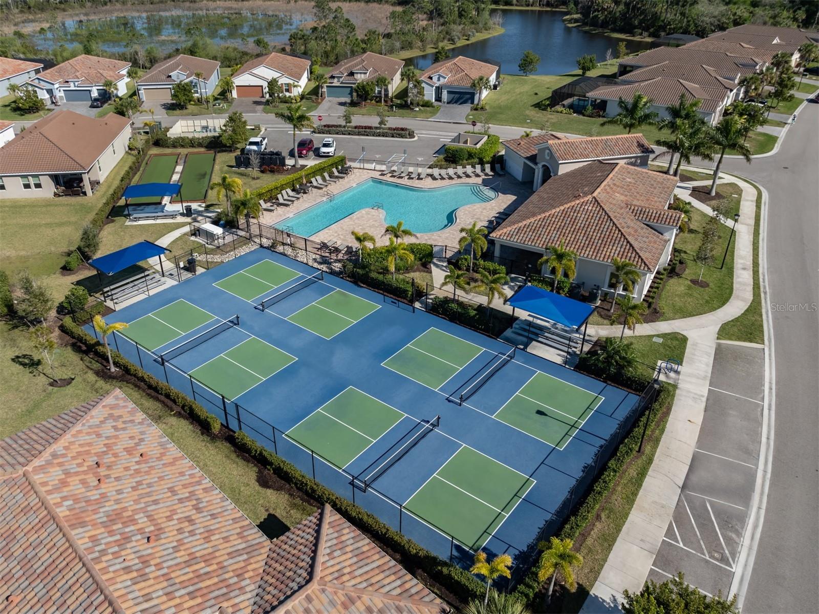 592 MISTIFLOWER CIR, NOKOMIS, FL, 34275