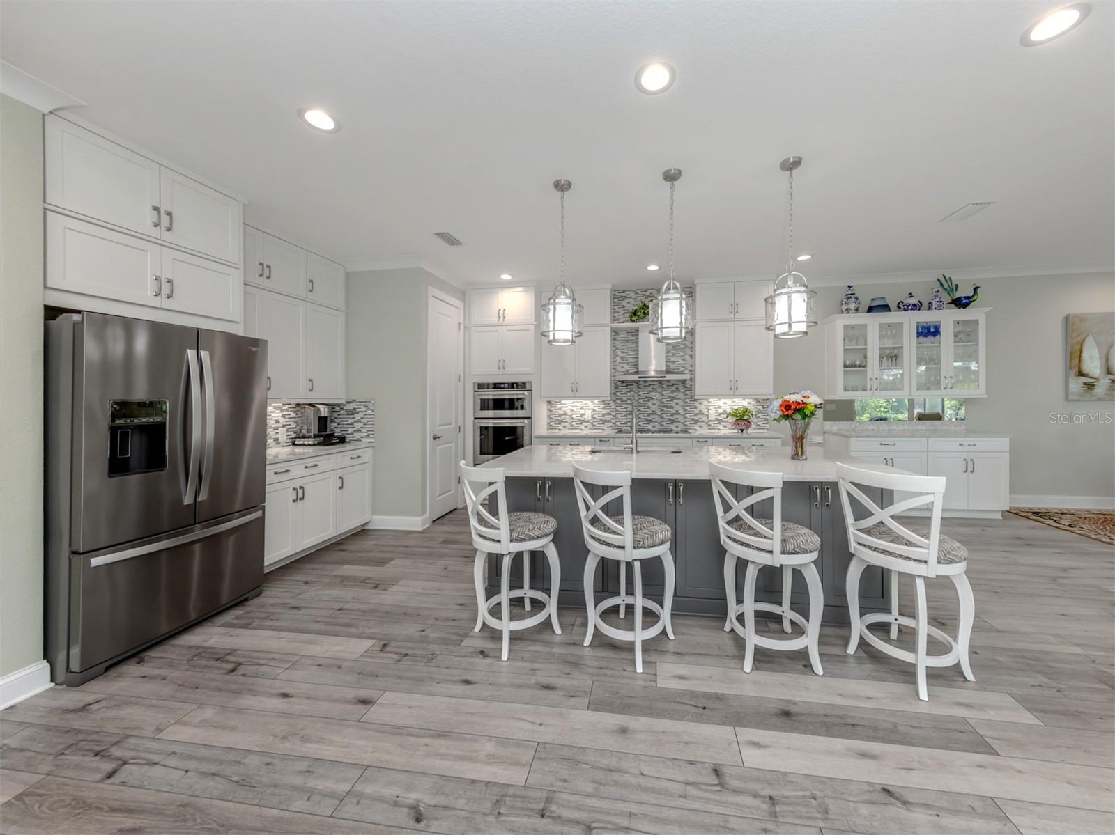 592 MISTIFLOWER CIR, NOKOMIS, FL, 34275