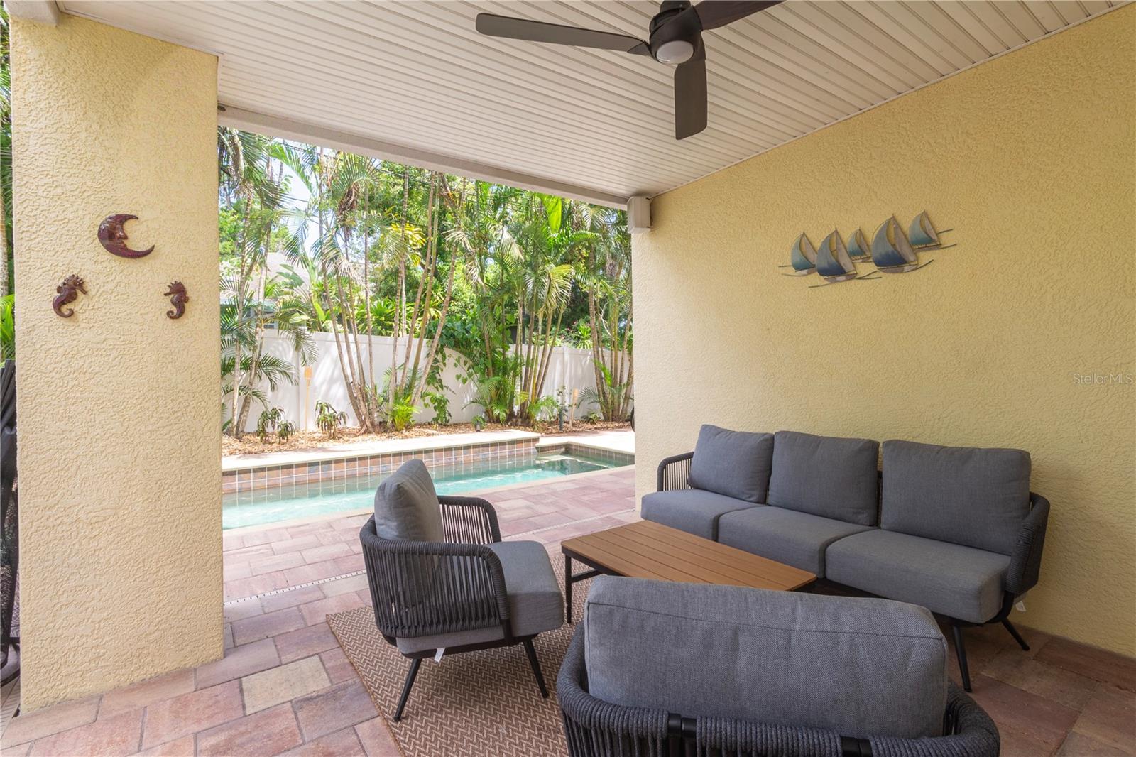 536 ONTARIO AVE, CRYSTAL BEACH, FL, 34681