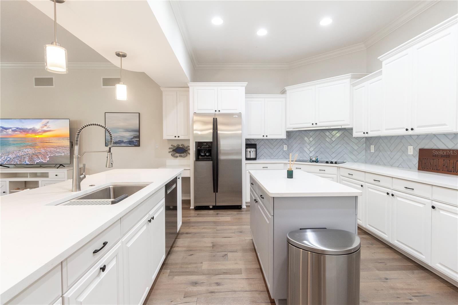 536 ONTARIO AVE, CRYSTAL BEACH, FL, 34681