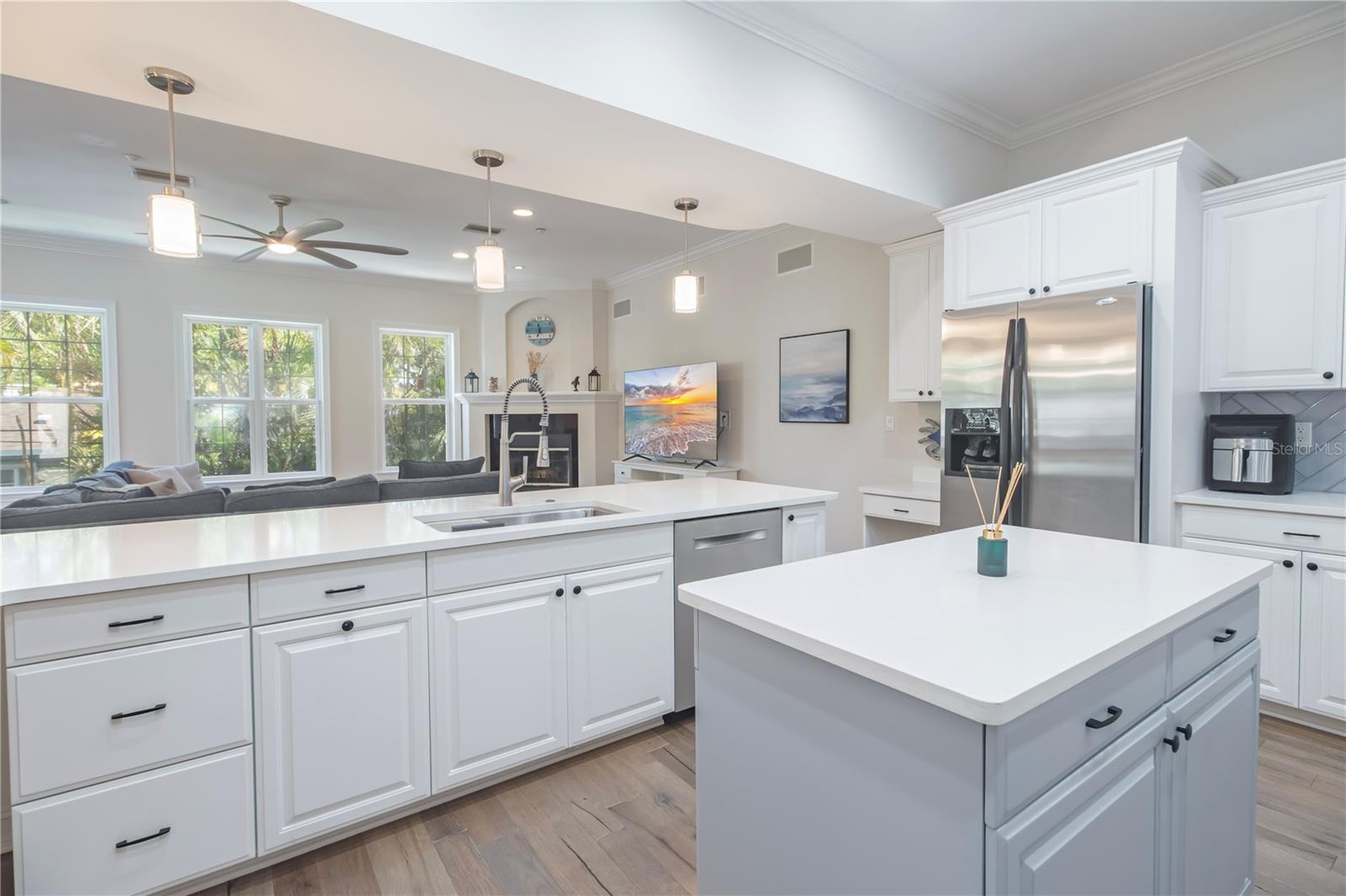 536 ONTARIO AVE, CRYSTAL BEACH, FL, 34681