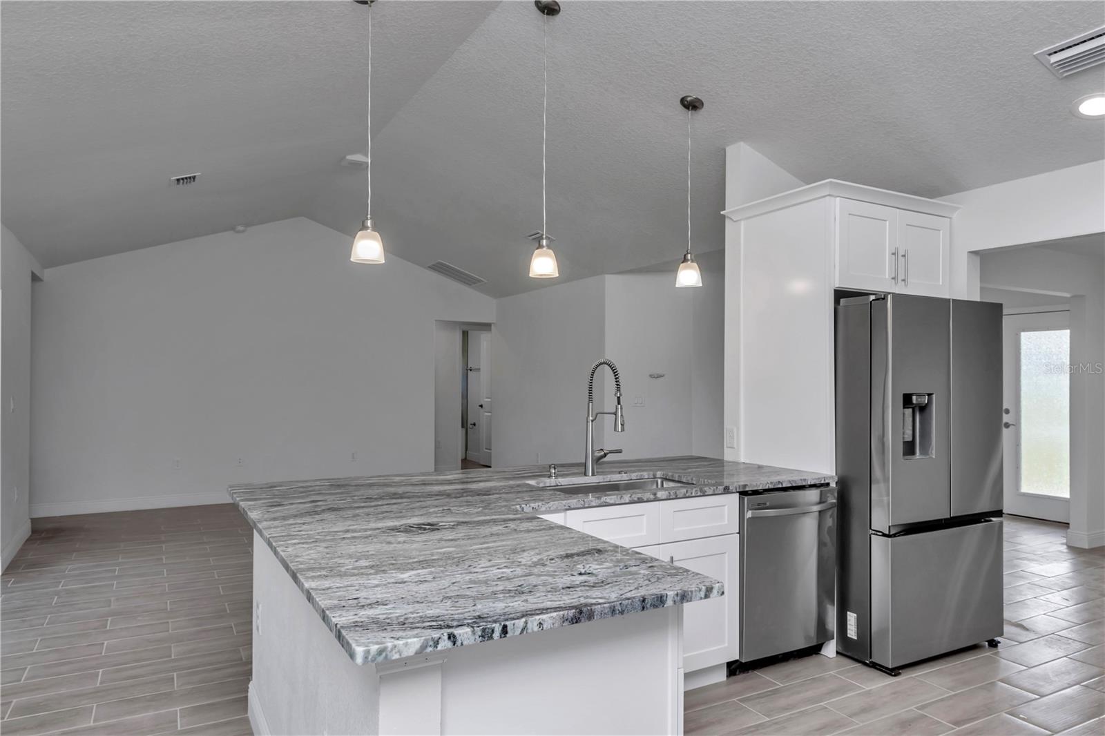 17490 SW 18TH AVE ROAD, OCALA, FL, 34473