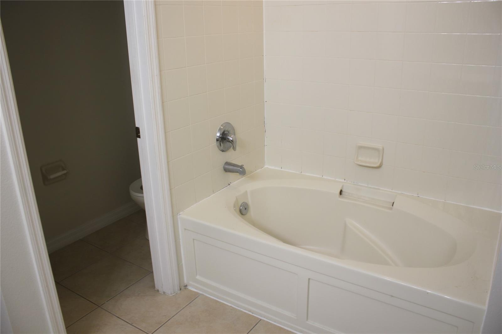 2102 JEREMIAH WAY, KISSIMMEE, FL, 34743