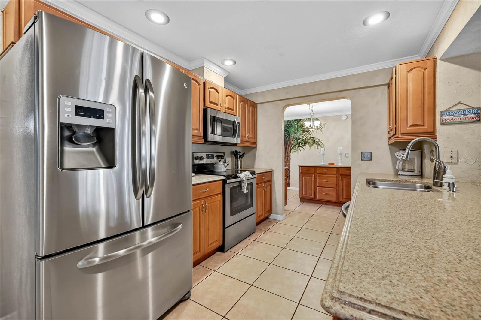 11275 APACHE PL, LARGO, FL, 33774