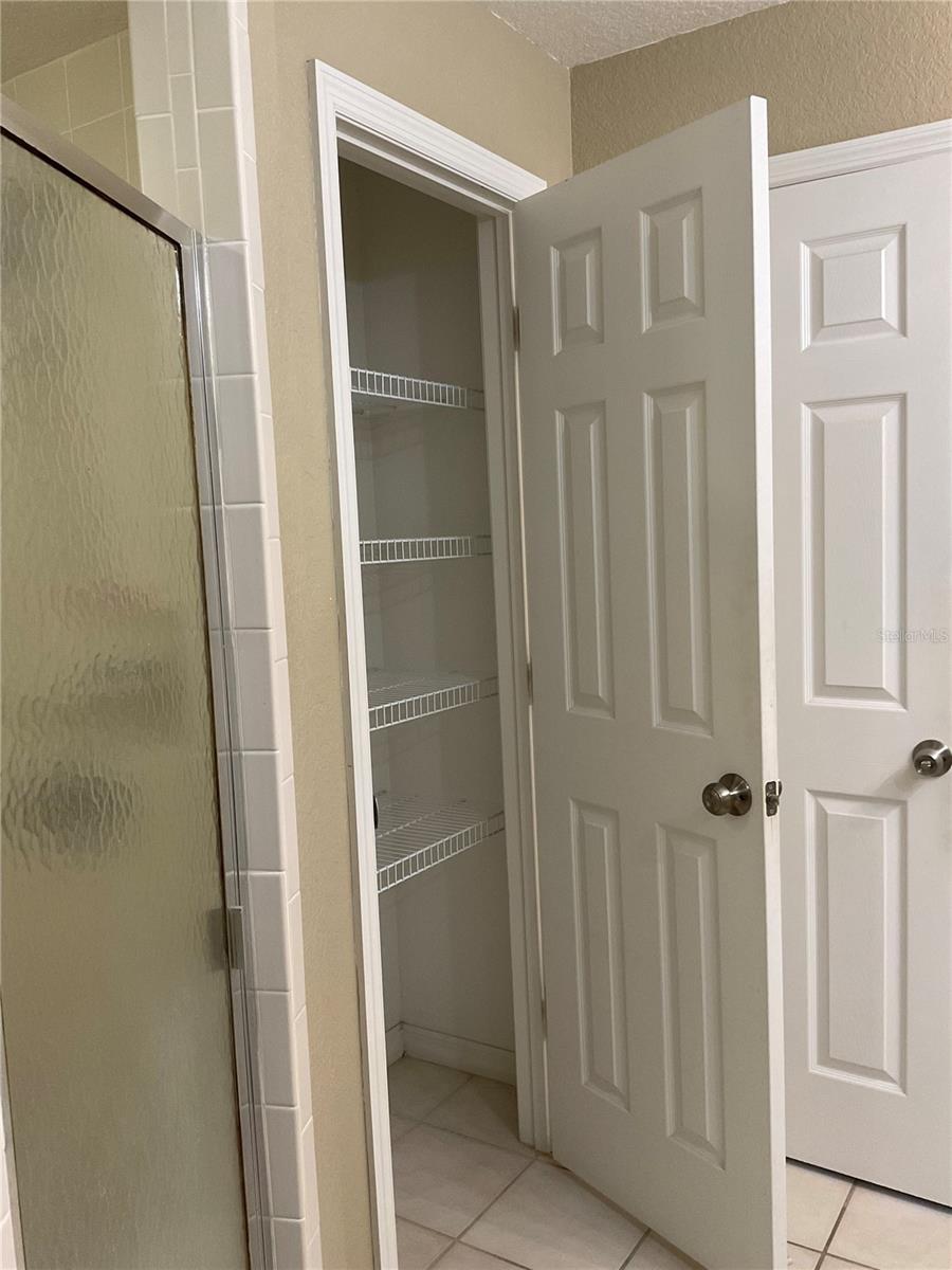 140 GOLF AIRE BLVD, HAINES CITY, FL, 33844