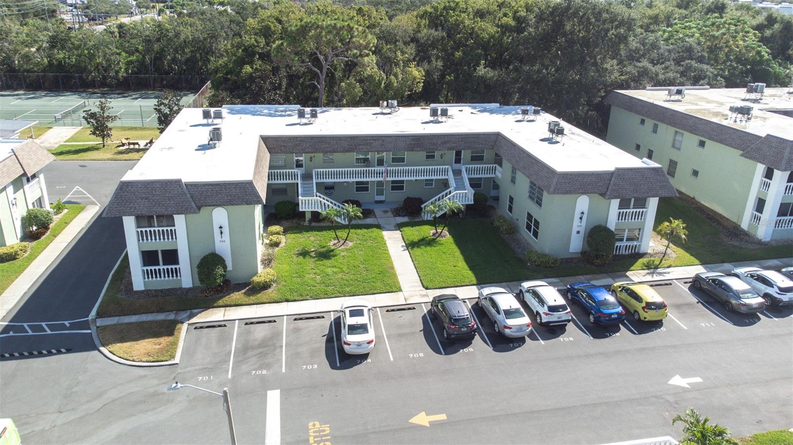 TB8440432 Property Photo