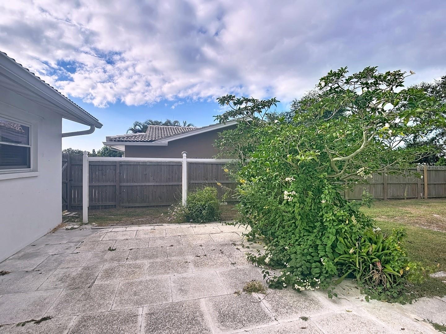 11320 CURRIE LN, LARGO, FL, 33774