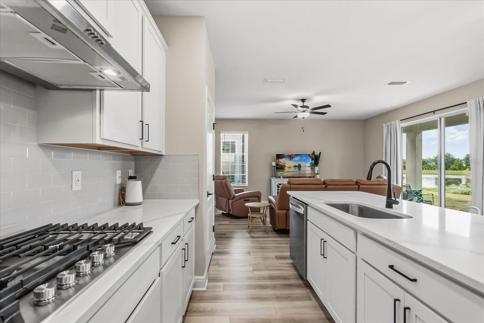 7736 SOMERSWORTH DR, KISSIMMEE, FL, 34747