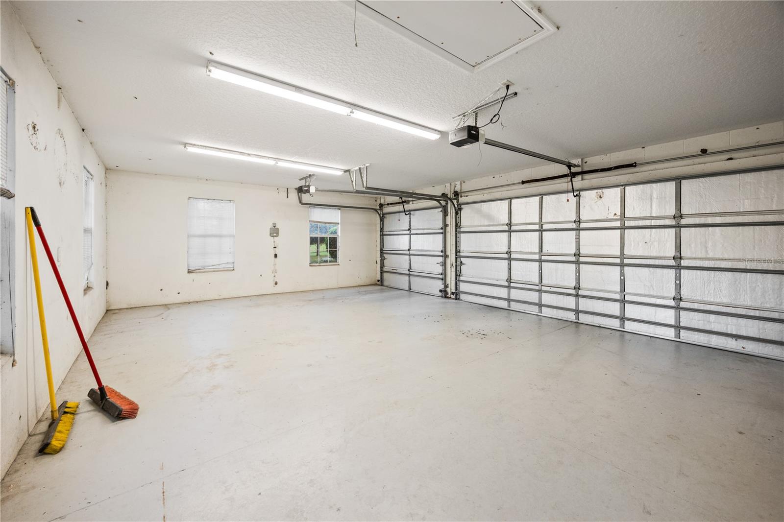 6208 SE 54TH TRL, CENTER HILL, FL, 33514