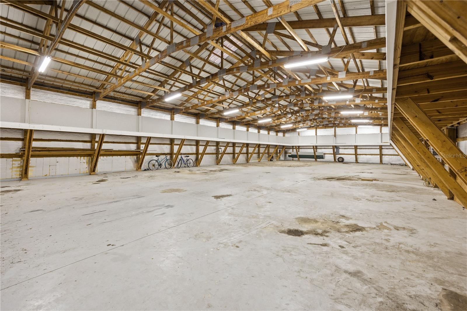 6208 SE 54TH TRL, CENTER HILL, FL, 33514