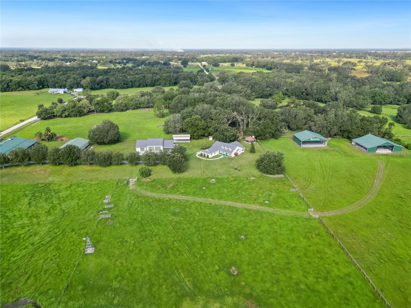 6208 SE 54TH TRL, CENTER HILL, FL, 33514