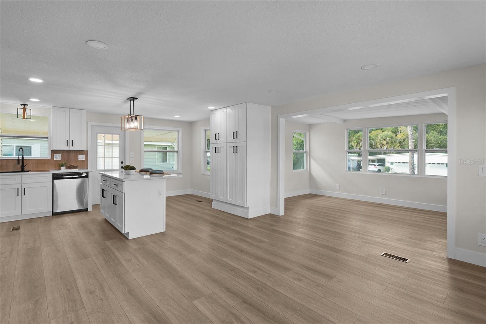 205 PALO VERDE DR, LEESBURG, FL, 34748