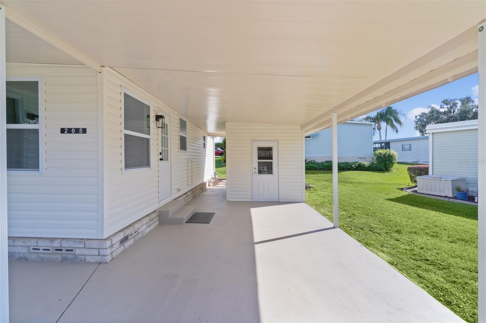 205 PALO VERDE DR, LEESBURG, FL, 34748