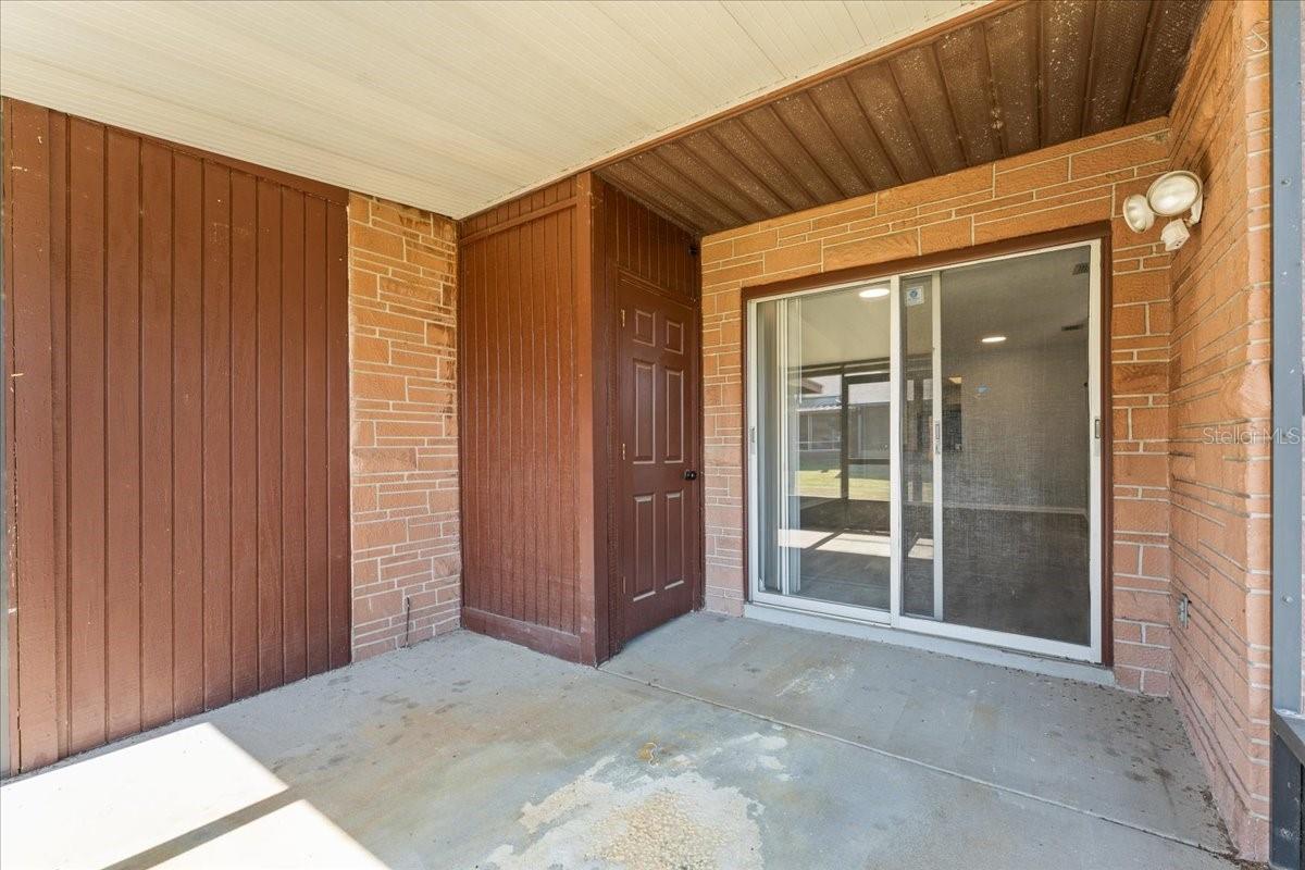 9519 FIELDVIEW CIR #9519, THONOTOSASSA, FL, 33592