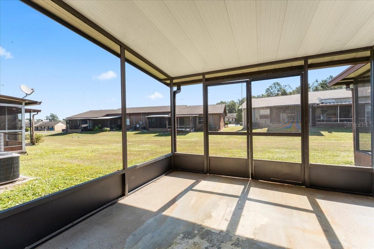 9519 FIELDVIEW CIR #9519, THONOTOSASSA, FL, 33592