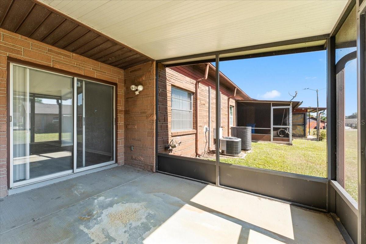 9519 FIELDVIEW CIR #9519, THONOTOSASSA, FL, 33592