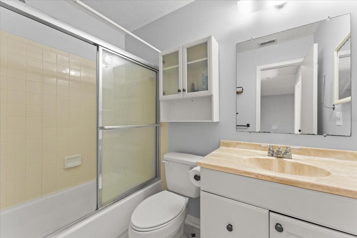 9519 FIELDVIEW CIR #9519, THONOTOSASSA, FL, 33592