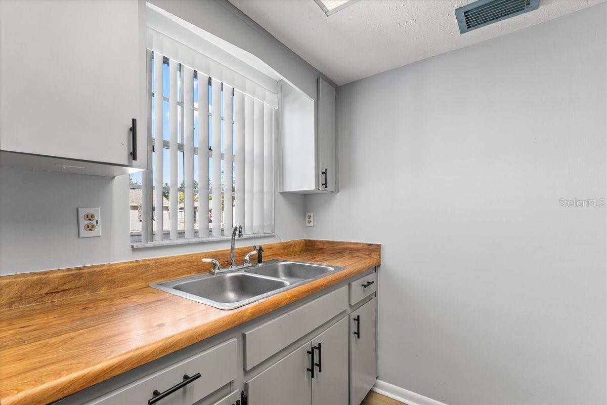 9519 FIELDVIEW CIR #9519, THONOTOSASSA, FL, 33592