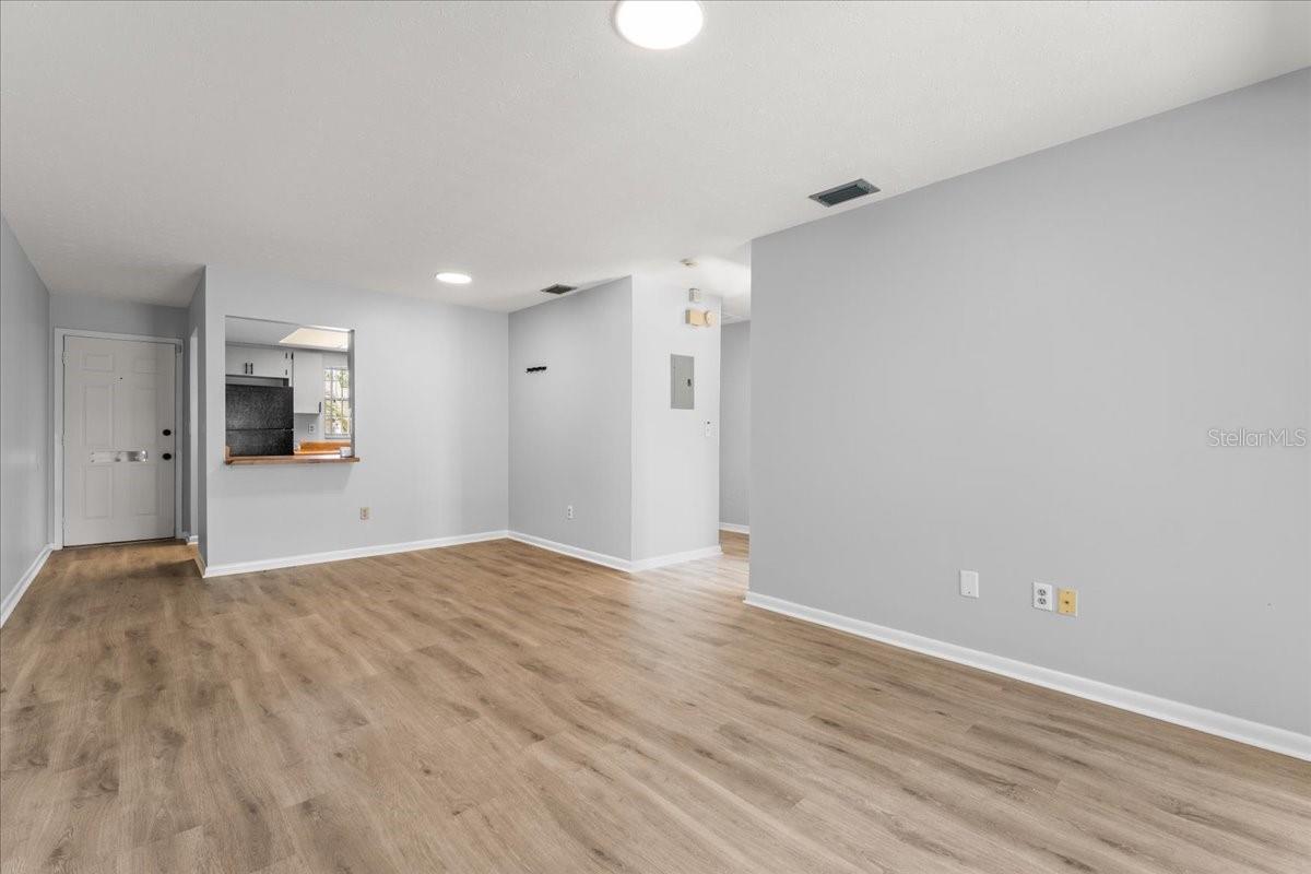 9519 FIELDVIEW CIR #9519, THONOTOSASSA, FL, 33592