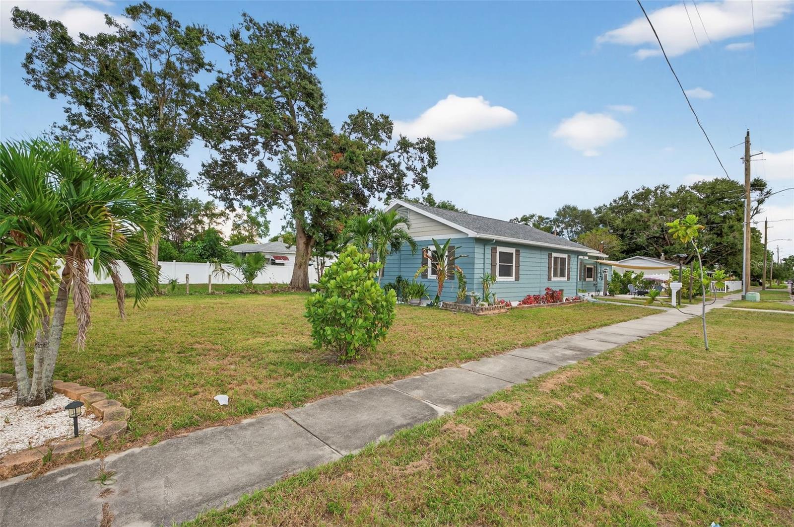 825 46TH ST N, ST PETERSBURG, FL, 33713