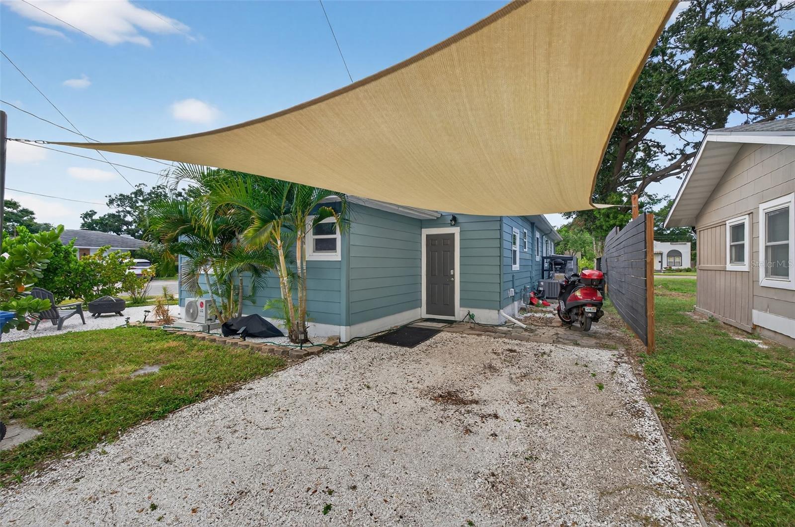 825 46TH ST N, ST PETERSBURG, FL, 33713