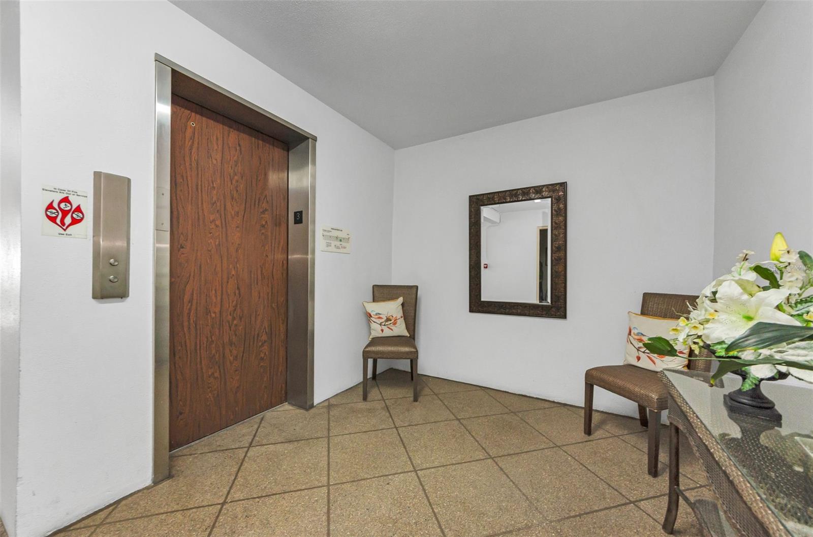 131 BLUFF VIEW DR #308, BELLEAIR BLUFFS, FL, 33770