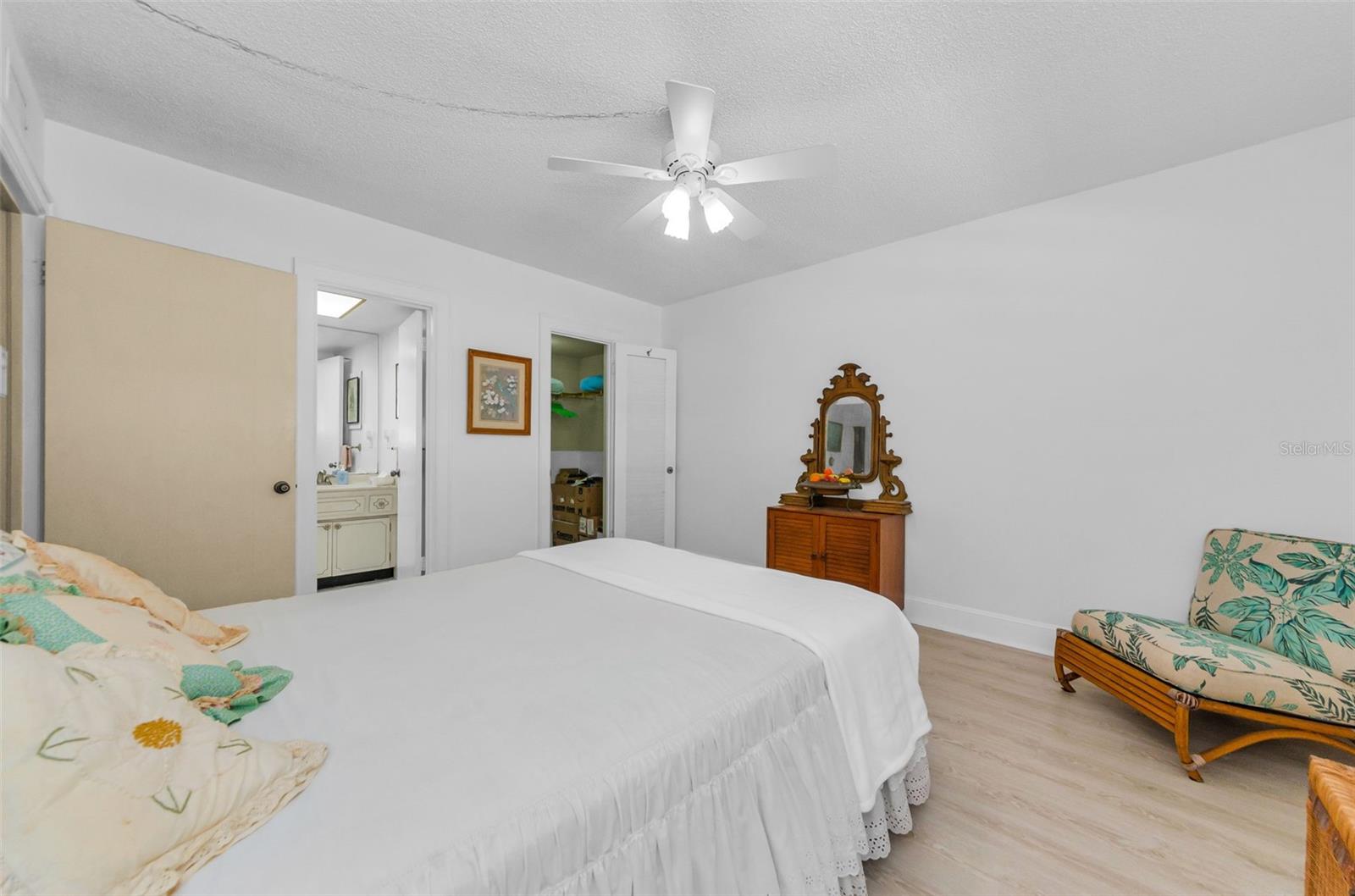 131 BLUFF VIEW DR #308, BELLEAIR BLUFFS, FL, 33770