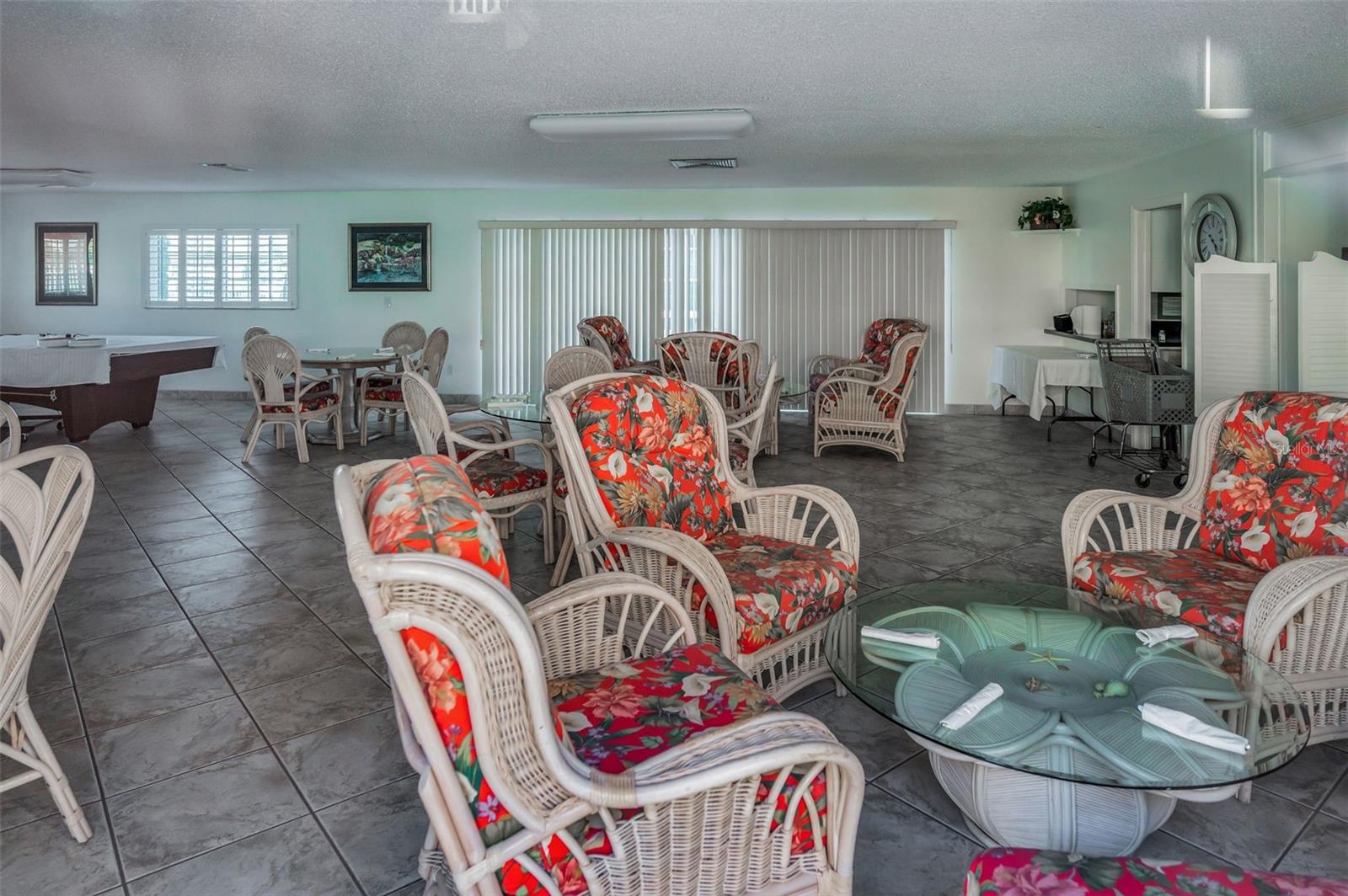 131 BLUFF VIEW DR #308, BELLEAIR BLUFFS, FL, 33770