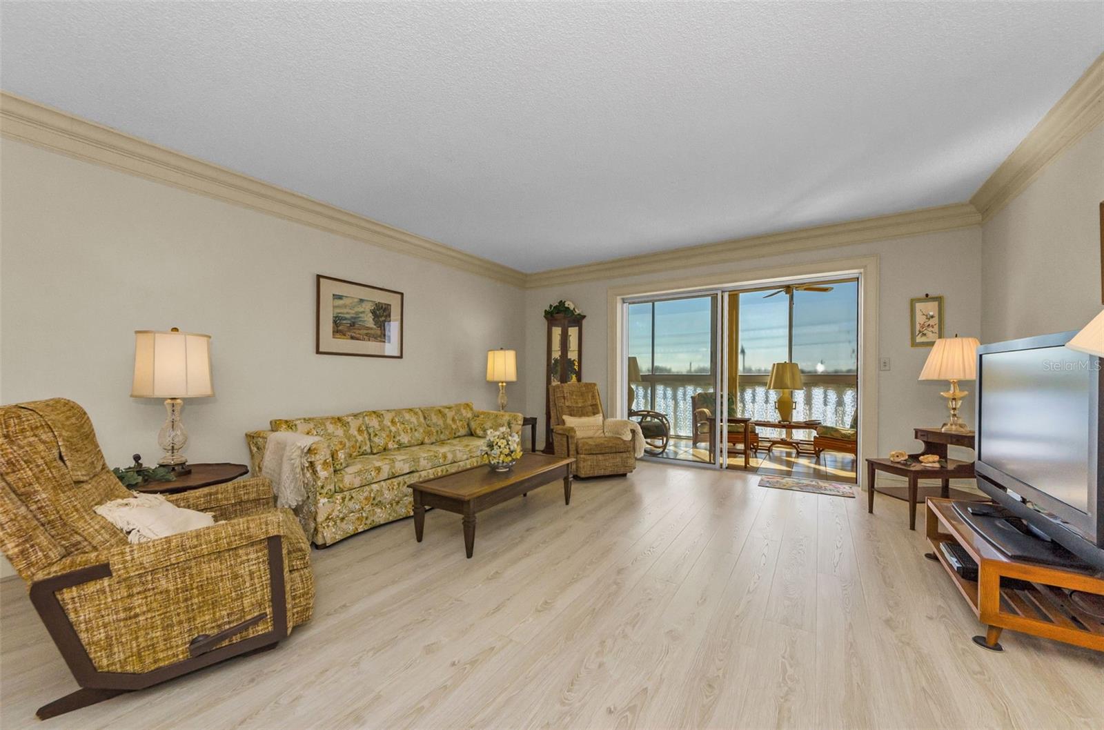 131 BLUFF VIEW DR #308, BELLEAIR BLUFFS, FL, 33770