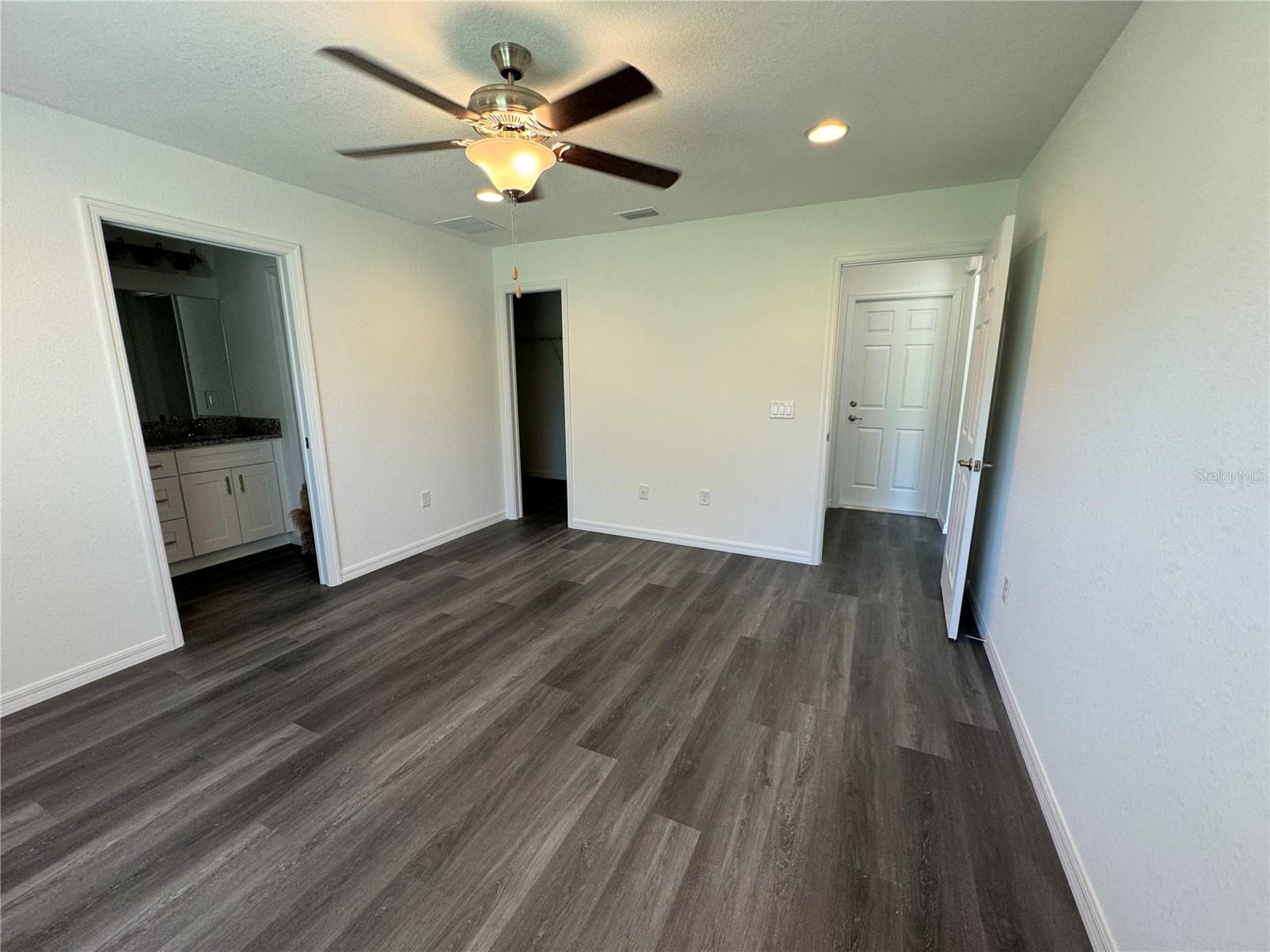 294 MALAUKA RUN, OCKLAWAHA, FL, 32179