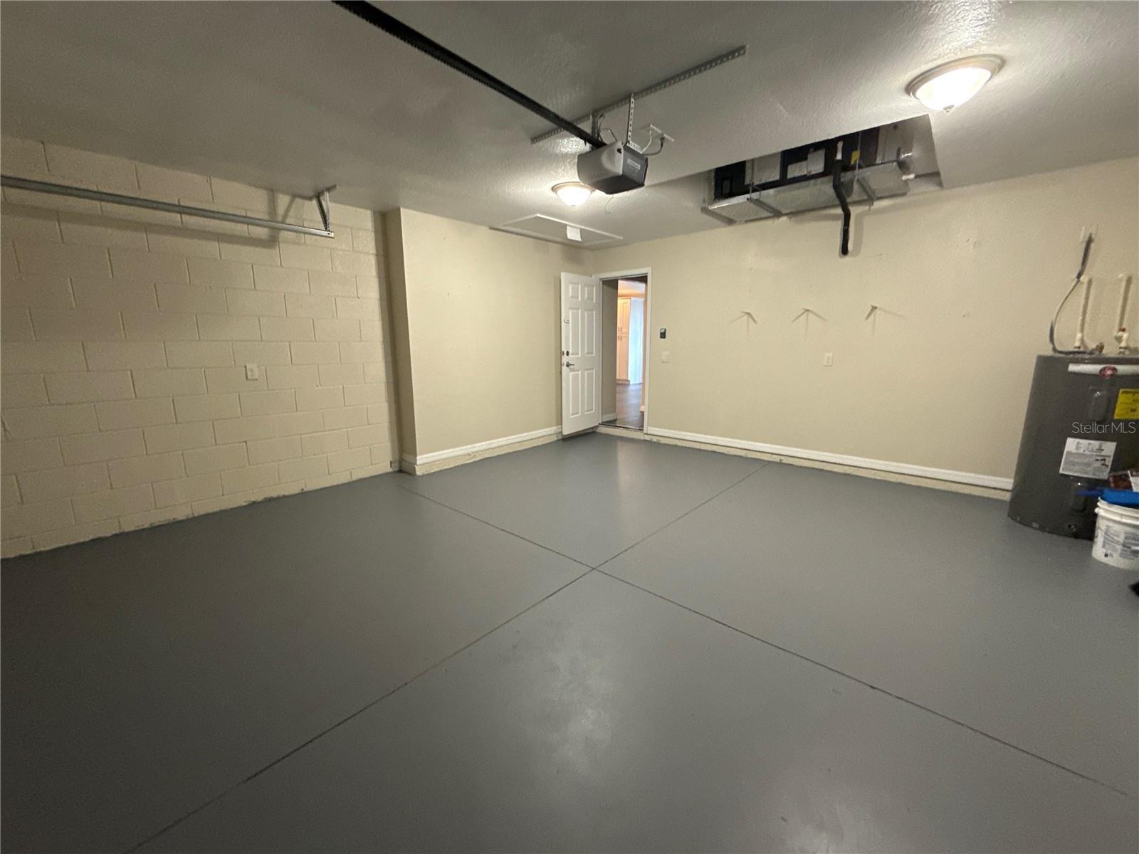 294 MALAUKA RUN, OCKLAWAHA, FL, 32179