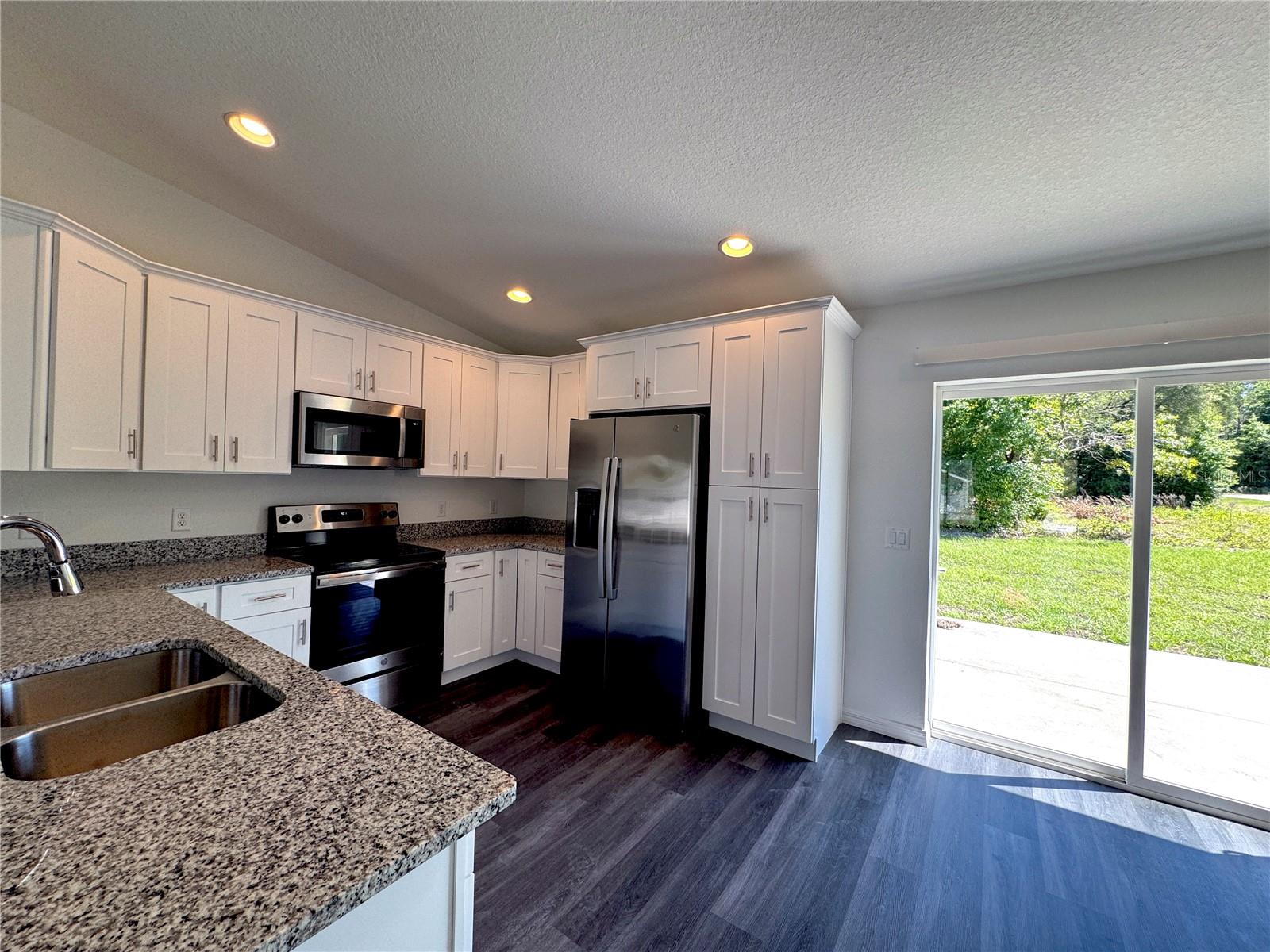 294 MALAUKA RUN, OCKLAWAHA, FL, 32179