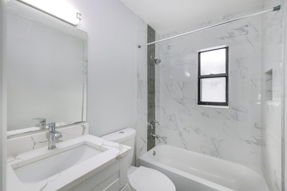 3936 NEPTUNE DR SE, ST PETERSBURG, FL, 33705