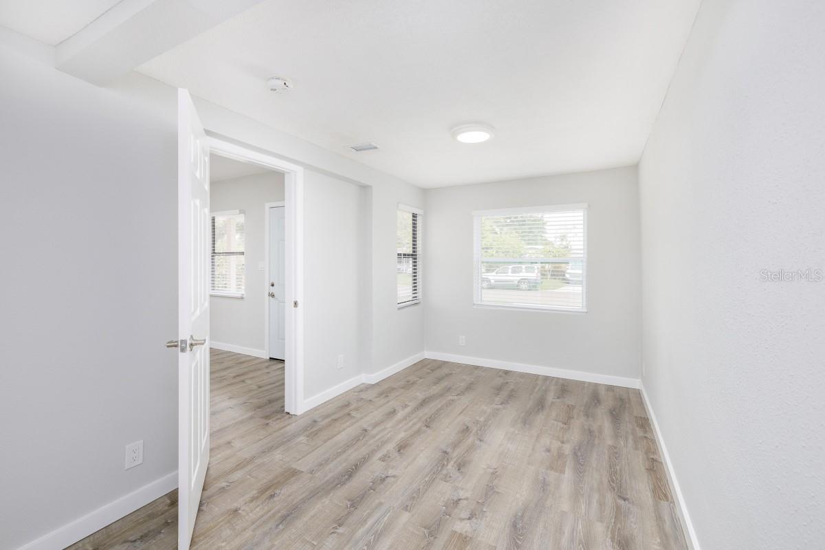 3936 NEPTUNE DR SE, ST PETERSBURG, FL, 33705