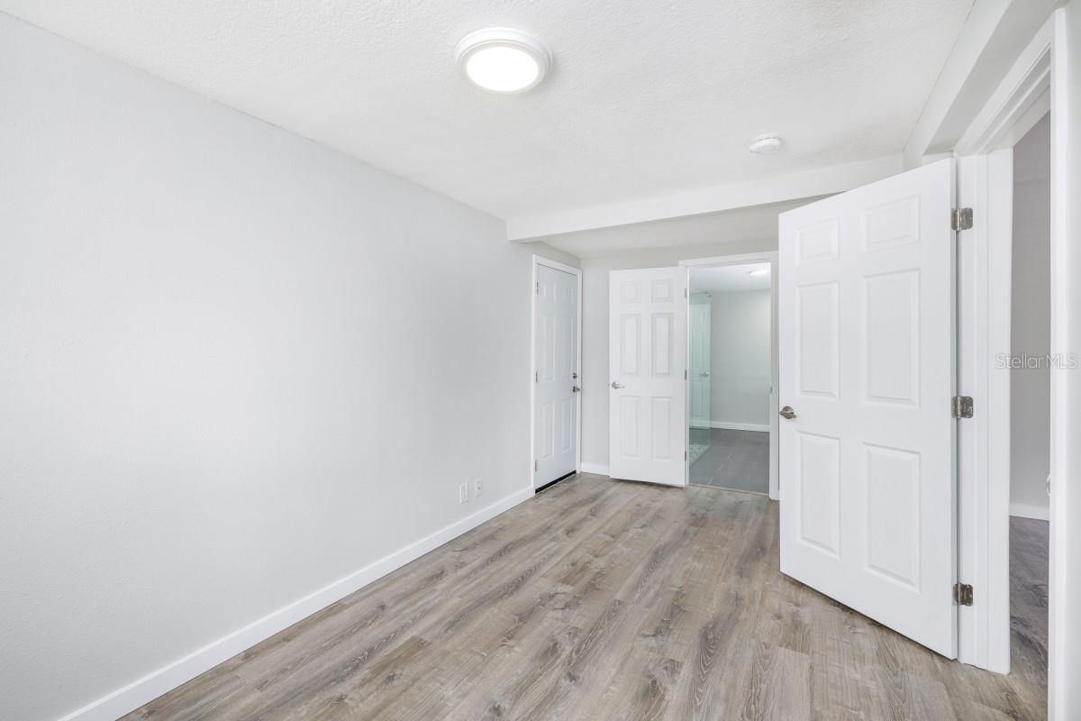 3936 NEPTUNE DR SE, ST PETERSBURG, FL, 33705