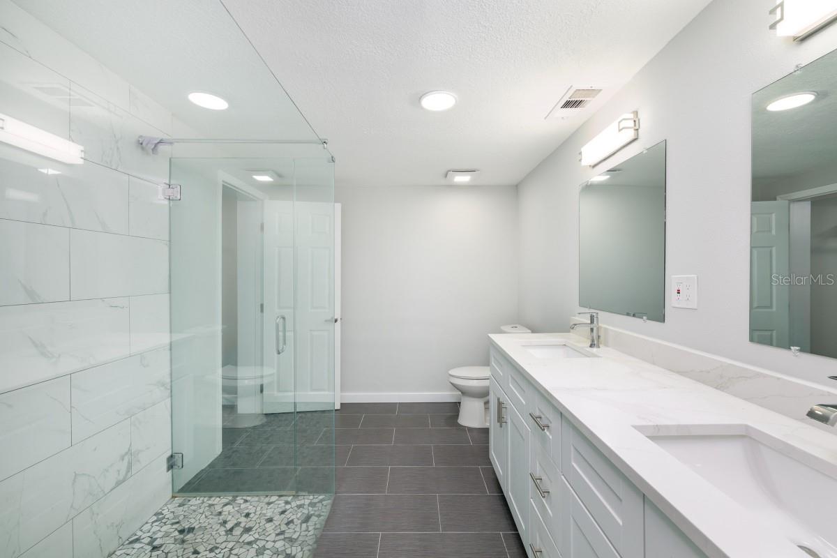 3936 NEPTUNE DR SE, ST PETERSBURG, FL, 33705