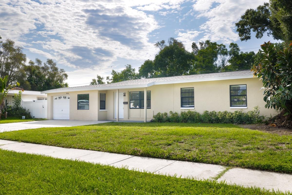 3936 NEPTUNE DR SE, ST PETERSBURG, FL, 33705